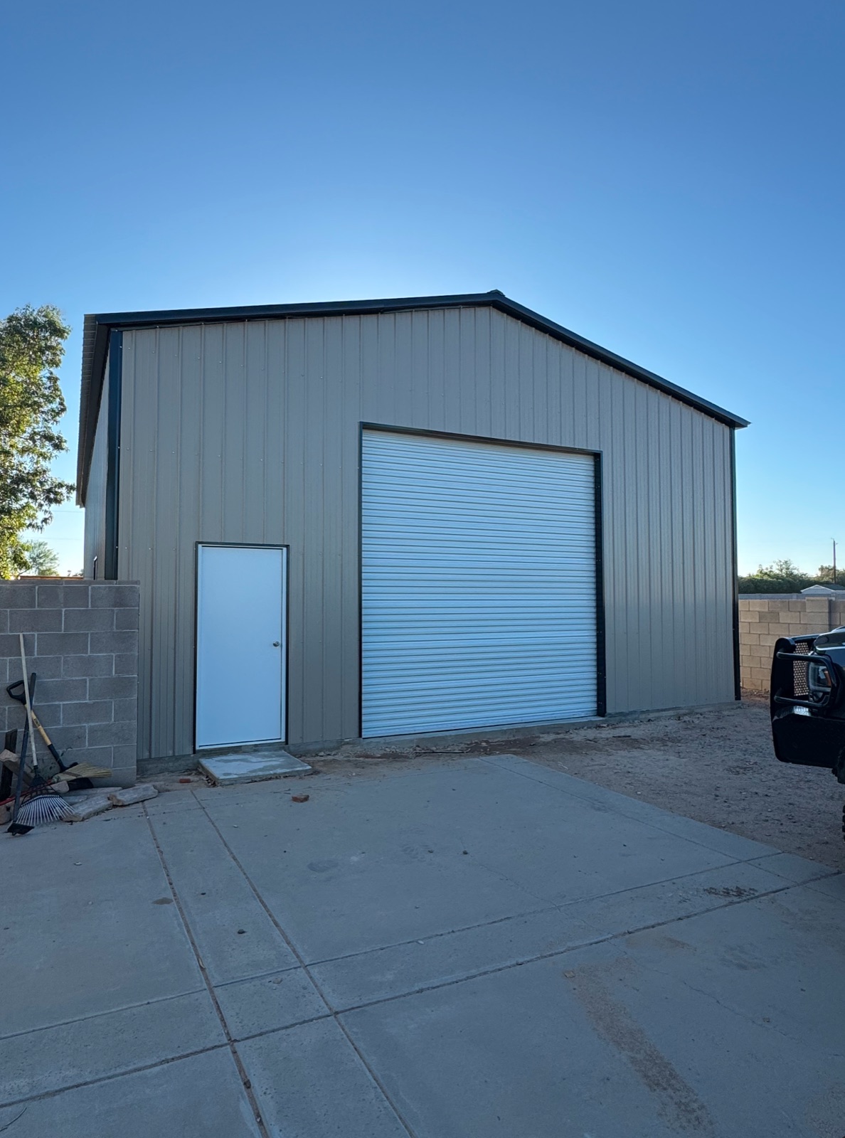 30×50×14 steel building
